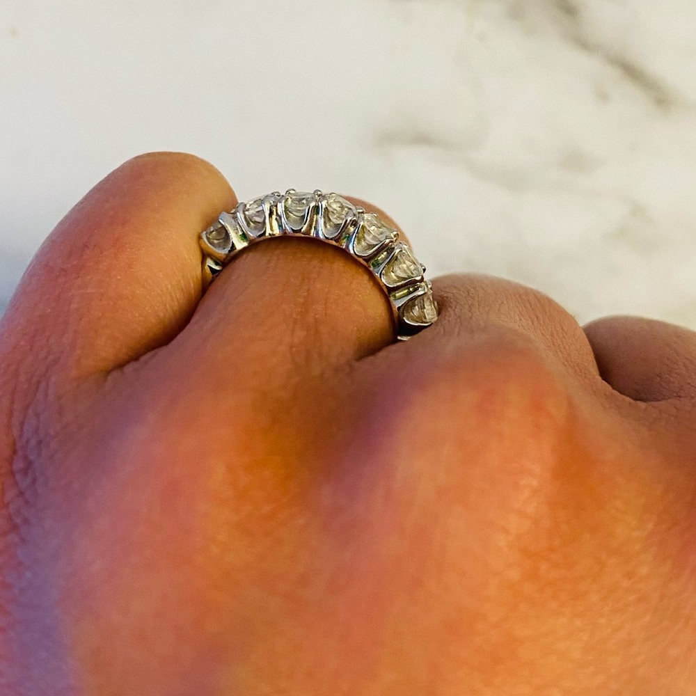 Ring - Picture 2 of 4